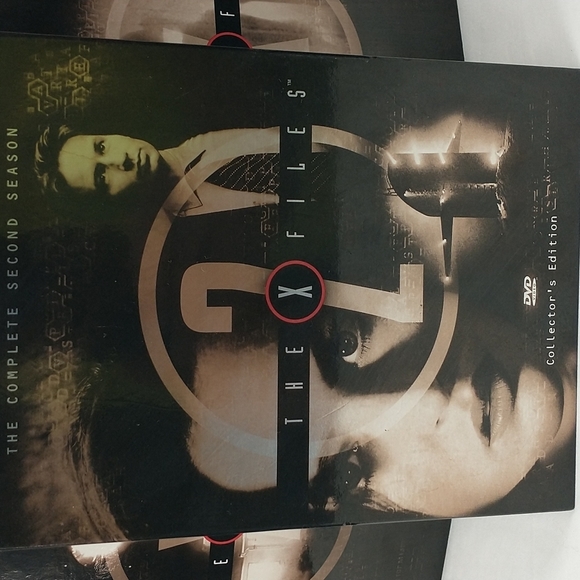 The X Files Complete 2nd Season DVD Box Set. Complete Excellent Condition! - Picture 3 of 7